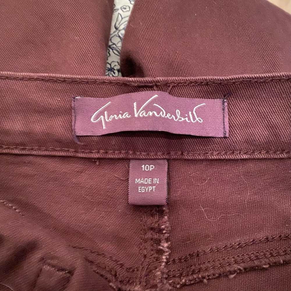 Gloria Vanderbilt Amanda jeans women’s size 10 petite Maroon - Picture 3 of 4